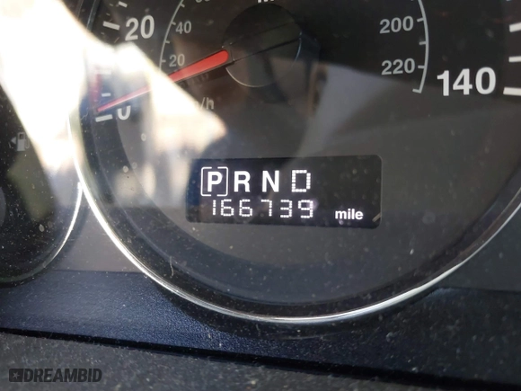 2009 Jeep Grand Cherokee Laredo with VIN 1J8GS48K79C516320, listed as a IAAI auction lot 41353131 with 166,739 mi miles. Bid and sale history available at carsss.com. Image 15.