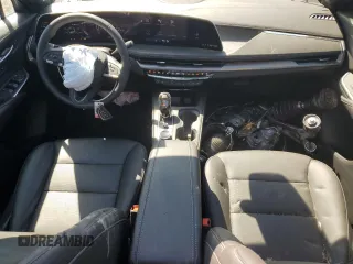 2024 Cadillac XT4 AWD Premium Luxury z VIN 1GYFZDR40RF199813, wystawiony jako Copart lot #57576305 z przebiegiem 586 mil mil oraz Nie do naprawy • Non repairable. Historia ofert i sprzedaży dostępna na DreamBid. Obrazek 8.