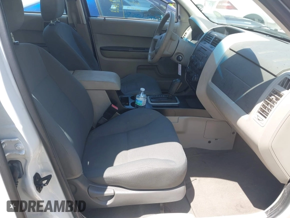 2008 Ford Escape XLS с VIN 1FMCU02Z18KD39486, выставлен на аукционе IAAI как лот 42311893 с пробегом 145 210 миль миль и . История ставок и продаж доступна на DreamBid. Изображение 5.
