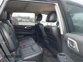 2013 Nissan Pathfinder Platinum with VIN 5N1AR2MM5DC623584, listed as a IAAI auction lot 41943609 with 192,271 mi miles and . Bid and sale history available at DreamBid. Image 8.