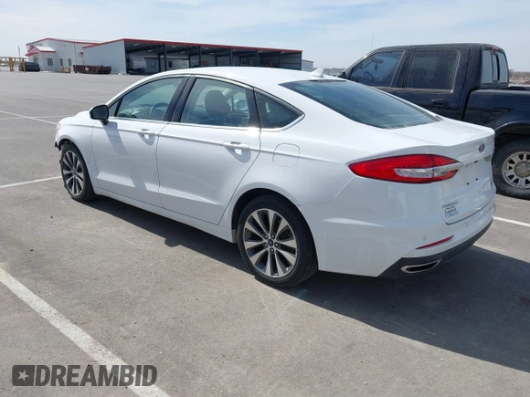 2020 Ford Fusion SE with VIN 3FA6P0T92LR249765, listed as a IAAI auction lot 41789244 with 50,027 mi miles and . Bid and sale history available at DreamBid. Image 3.