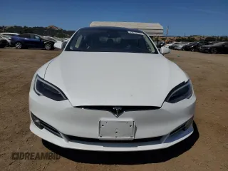2017 Tesla Model S 100D с VIN 5YJSA1E27HF199003, выставлен на аукционе Copart как лот 59214775 с пробегом 99 673 миль миль и Списание • Salvage title. История ставок и продаж доступна на DreamBid. Изображение 5.