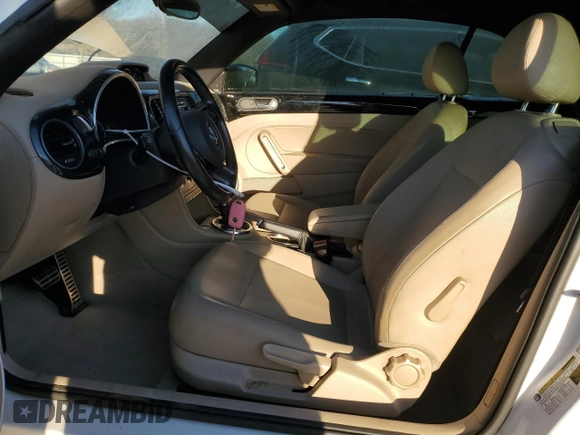 2013 Volkswagen Beetle with VIN 3VW7S7AT8DM818795, listed as a Copart auction lot 47092075 with Not Provided miles and Clean Title. Bid and sale history available at DreamBid. Image 7.