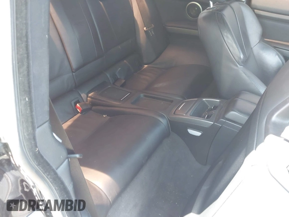 2010 BMW M3 with VIN WBSWD9C55AP362627, listed as a IAAI auction lot 42458127 with 106,989 mi miles and . Bid and sale history available at DreamBid. Image 8.