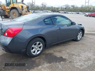 2009 Nissan Altima 2.5 S with VIN 1N4AL24EX9C193501, listed as a IAAI auction lot 41918297 with 146,285 mi miles. Bid and sale history available at carsss.com. Image 4.