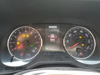 2020 Toyota RAV4 XLE with VIN 2T3P1RFV2LW131823, listed as a Copart auction lot 60246235 with 27,365 mi miles and Salvage title. Bid and sale history available at DreamBid. Image 9.