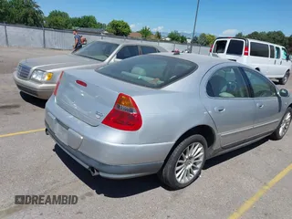 2004 Chrysler 300M M z VIN 2C3AE76K54H599183, wystawiony jako IAAI lot #42471293 z przebiegiem Nie podano mil oraz . Historia ofert i sprzedaży dostępna na DreamBid. Obrazek 4.
