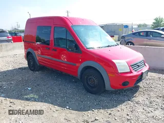 2010 Ford Transit Connect XLT z VIN NM0LS6BN1AT031113, wystawiony jako IAAI lot #42739072 z przebiegiem 231 192 mil mil oraz . Historia ofert i sprzedaży dostępna na DreamBid. Obrazek 1.