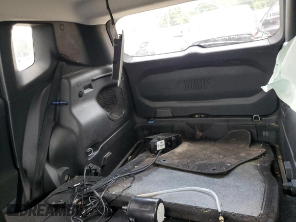 2019 Jeep Renegade Latitude with VIN ZACNJABB0KPK84392, listed as a Copart auction lot 61554635 with Not provided miles and Salvage title. Bid and sale history available at DreamBid. Image 10.