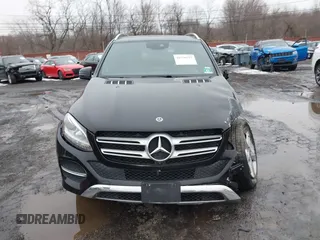 2019 Mercedes-Benz GLE 400 with VIN 4JGDA5GB3KB207679, listed as a IAAI auction lot 41556577 with 199,755 mi miles and . Bid and sale history available at DreamBid. Image 12.