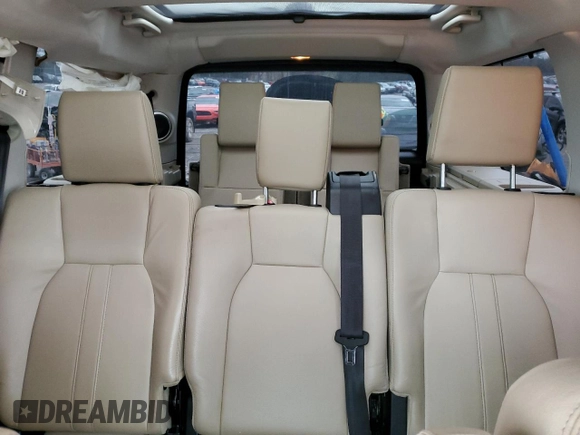 2011 Land Rover LR4 HSE with VIN SALAG2D47BA557860, listed as a Copart auction lot 49500905 with 181,922 mi miles and Clean title. Bid and sale history available at DreamBid. Image 10.