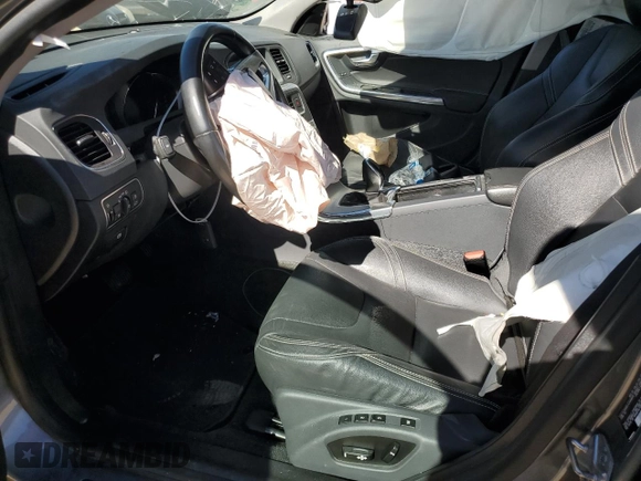 2018 Volvo S60 Dynamic с VIN YV126MFLXJ2466812, выставлен на аукционе Copart как лот 81405334 с пробегом Не указан миль и Списание • Salvage title. История ставок и продаж доступна на DreamBid. Изображение 7.