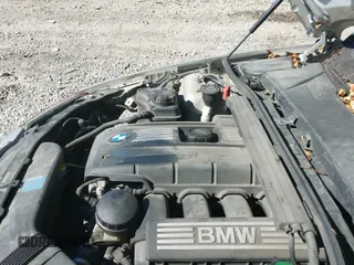 2007 BMW 3 Series 328xi z VIN WBAVC93557KX53074, wystawiony jako IAAI lot #43551106 z przebiegiem 115 636 mil mil oraz . Historia ofert i sprzedaży dostępna na DreamBid. Obrazek 12.