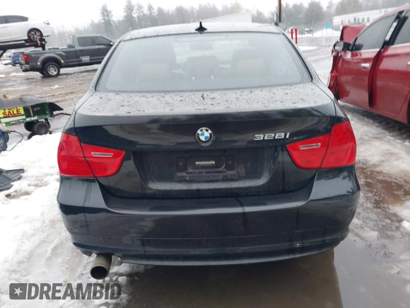 2011 BMW 3 Series 328i xDrive with VIN WBAPK5G50BNN30740, listed as a IAAI auction lot 41680514 with 117,566 mi miles and . Bid and sale history available at DreamBid. Image 16.