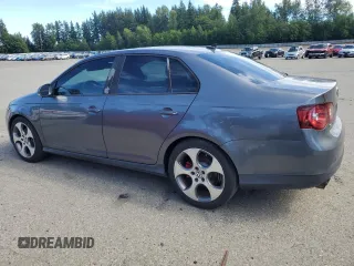 2008 Volkswagen Jetta GLI z VIN 3VWDJ71KX8M006725, wystawiony jako Copart lot #58665965 z przebiegiem 182 427 mil mil oraz Tytuł czysty. Historia ofert i sprzedaży dostępna na DreamBid. Obrazek 2.
