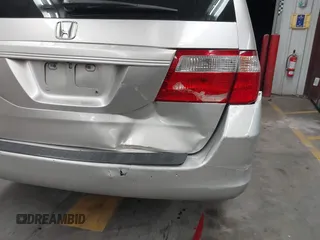 2006 Honda Odyssey EX-L with VIN 5FNRL38626B408275, listed as a IAAI auction lot 41789216 with 249,737 mi miles. Bid and sale history available at carsss.com. Image 6.