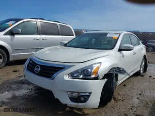 2014 Nissan Altima 2.5 S with VIN 1N4AL3APXEC316431, listed as a IAAI auction lot 41942909 with 43,382 mi miles. Bid and sale history available at carsss.com. Image 17.