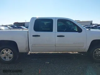 2007 Chevrolet Silverado 1500 LTZ with VIN 3GCEK13MX7G555225, listed as a IAAI auction lot 41771999 with 259,736 mi miles. Bid and sale history available at carsss.com. Image 13.