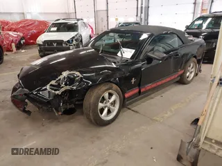 2008 Ford Mustang Deluxe with VIN 1ZVHT84N185144702, listed as a IAAI auction lot 41542731 with 114,156 mi miles and . Bid and sale history available at carsss.com. Image 17.