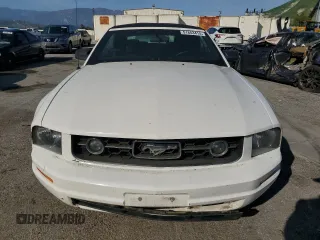 2008 Ford Mustang Deluxe with VIN 1ZVHT84N485126582, listed as a Copart auction lot 51853415 with 207,190 mi miles and Clean Title. Bid and sale history available at carsss.com. Image 5.