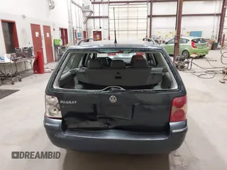 2003 Volkswagen Passat GLS with VIN WVWVD63B63E368748, listed as a IAAI auction lot 42022512 with 130,038 mi miles. Bid and sale history available at carsss.com. Image 16.