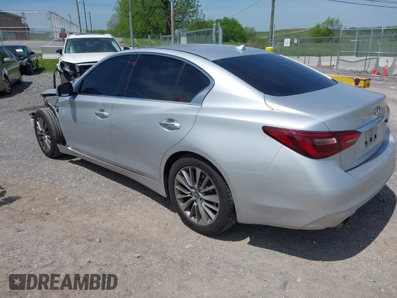 2018 Infiniti Q50 Luxe with VIN JN1EV7AP5JM353956, listed as a IAAI auction lot 42082832 with 95,160 mi miles and . Bid and sale history available at carsss.com. Image 3.