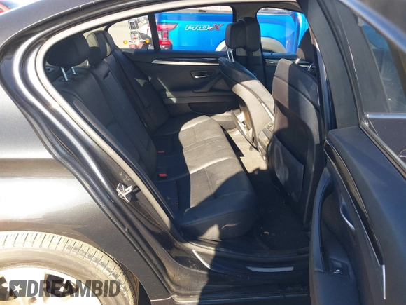2012 BMW 5 Series 528i xDrive with VIN WBAXH5C51CDW05179, listed as a IAAI auction lot 41479229 with 160,871 mi miles. Bid and sale history available at carsss.com. Image 8.