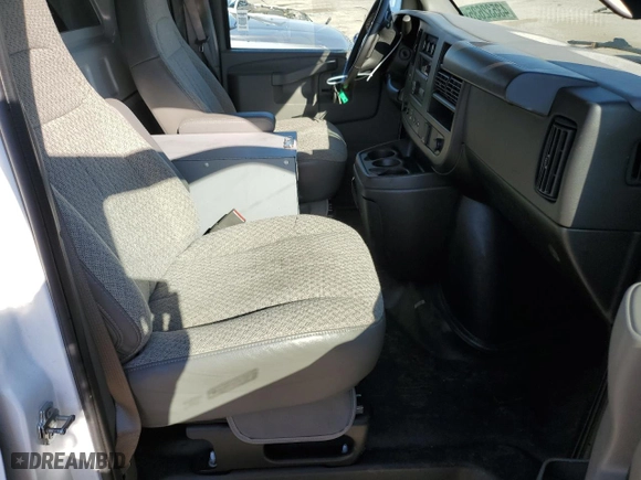 2023 Chevrolet Express Cargo Van with VIN 1GCWGAFP1P1241988, listed as a Copart auction lot 43532635 with NaN miles and Salvage Title. Bid and sale history available at carsss.com. Image 7.
