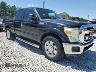 2011 Ford F-250 XL z VIN 1FT7X2A61BEA59962, wystawiony jako Copart lot #55814915 z przebiegiem 243 016 mil mil oraz Szkoda całkowita • Salvage title. Historia ofert i sprzedaży dostępna na DreamBid. Obrazek 4.
