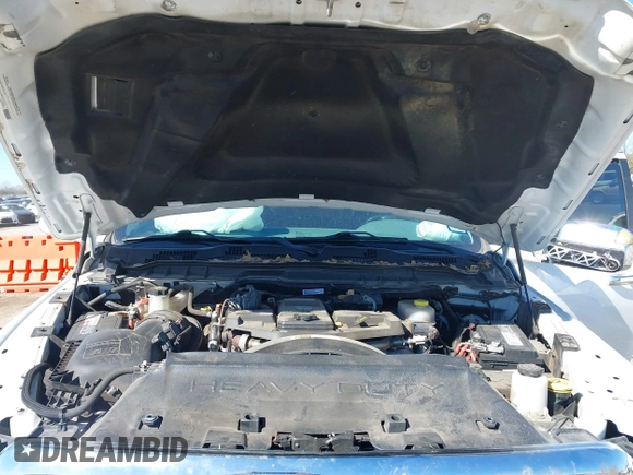 2018 Ram 2500 Big Horn with VIN 3C6UR5DLXJG316034, listed as a IAAI auction lot 41724813 with 84,547 mi miles. Bid and sale history available at carsss.com. Image 10.
