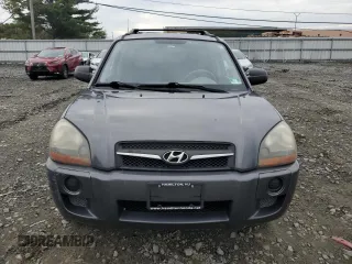 2009 Hyundai Tucson GLS with VIN KM8JM12B39U952327, listed as a Copart auction lot 73695884 with 142,752 mi miles and Salvage Title. Bid and sale history available at carsss.com. Image 5.