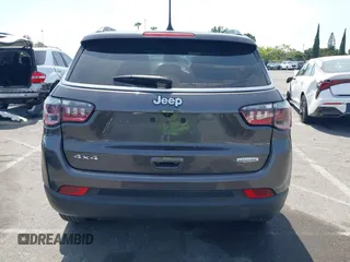 2023 Jeep Compass Latitude z VIN 3C4NJDBN7PT533642, wystawiony jako IAAI lot #42473847 z przebiegiem 34 589 mil mil oraz . Historia ofert i sprzedaży dostępna na DreamBid. Obrazek 15.