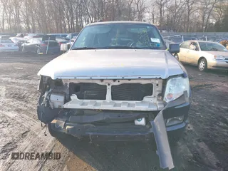2007 Ford Explorer XLT z VIN 1FMEU73E47UB36138, wystawiony jako IAAI lot #41531283 z przebiegiem Nie podano mil oraz . Historia ofert i sprzedaży dostępna na DreamBid. Obrazek 6.