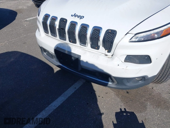 2015 Jeep Cherokee Limited with VIN 1C4PJMDS7FW688762, listed as a IAAI auction lot 41709877 with 154,499 mi miles. Bid and sale history available at carsss.com. Image 6.