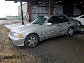 1998 Mercedes-Benz C 230/260/280/320 with VIN WDBHA29G3WF738679, listed as a Copart auction lot 81858234 with 137,164 mi miles and Salvage Title. Bid and sale history available at carsss.com. Image 1.