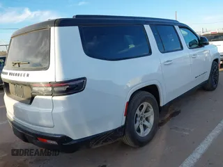 2024 Jeep Grand Wagoneer Series II с VIN 1C4SJSFP2RS119434, выставлен на аукционе IAAI как лот 41450799 с пробегом 33 002 миль миль и . История ставок и продаж доступна на DreamBid. Изображение 4.