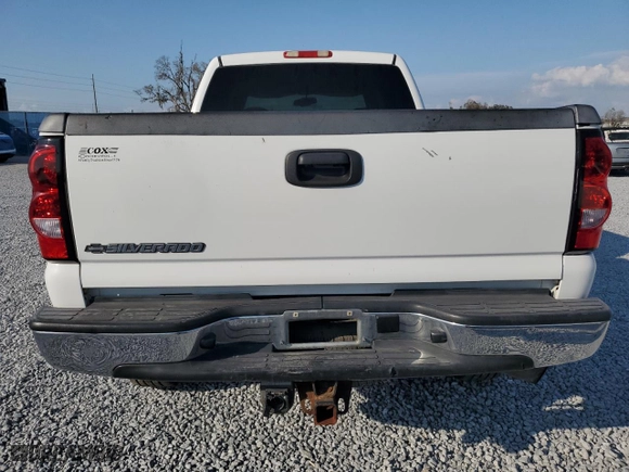 2006 Chevrolet Silverado 2500HD LT2 with VIN 1GCHK23U36F125555, listed as a Copart auction lot 43196755 with 150,417 mi miles and Salvage Title. Bid and sale history available at carsss.com. Image 6.