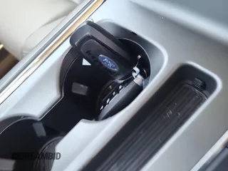 2021 Ford Expedition XLT с VIN 1FMJU1JT2MEA63404, выставлен на аукционе IAAI как лот 42631099 с пробегом 98 150 миль миль и . История ставок и продаж доступна на DreamBid. Изображение 11.