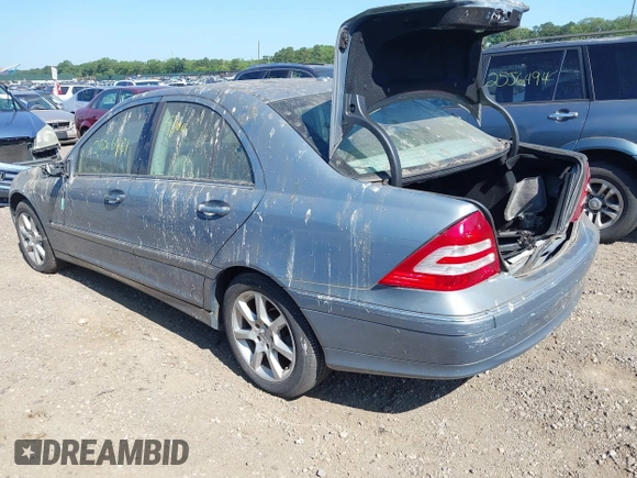 2007 Mercedes-Benz C 280 Luxury with VIN WDBRF92H77F894422, listed as a IAAI auction lot 42598536 with Not provided miles and . Bid and sale history available at DreamBid. Image 3.