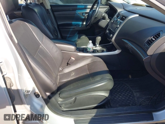 2013 Nissan Altima S with VIN 1N4AL3AP3DC132317, listed as a IAAI auction lot 42115439 with 186,850 mi miles and . Bid and sale history available at DreamBid. Image 5.