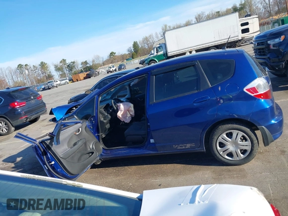 2010 Honda Fit with VIN JHMGE8H20AS005806, listed as a IAAI auction lot 41875876 with 1 mi miles. Bid and sale history available at carsss.com. Image 15.