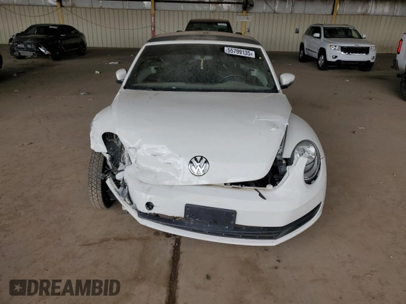 2013 Volkswagen Beetle 2.5L with VIN 3VW5P7AT2DM811768, listed as a Copart auction lot 55799135 with 60,505 mi miles and Salvage Title. Bid and sale history available at DreamBid. Image 5.