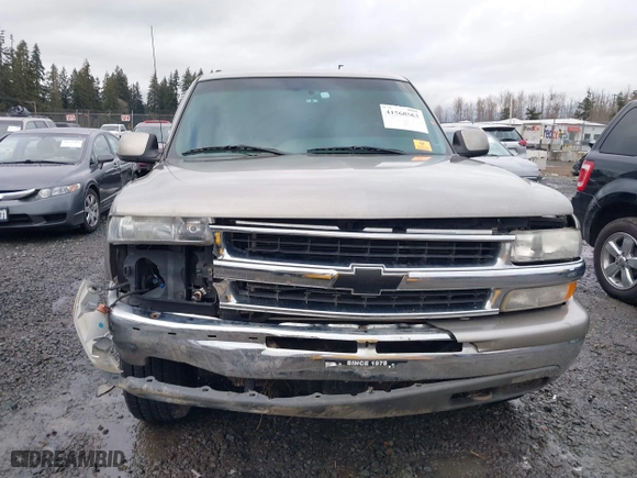 2001 Chevrolet Tahoe LS with VIN 1GNEK13TX1J213942, listed as a IAAI auction lot 41568563 with 130,647 mi miles. Bid and sale history available at carsss.com. Image 12.