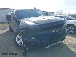 2018 Chevrolet Silverado 1500 LT with VIN 1GCVKREC7JZ366008, listed as a IAAI auction lot 41776347 with 87,125 mi miles. Bid and sale history available at carsss.com. Image 6.