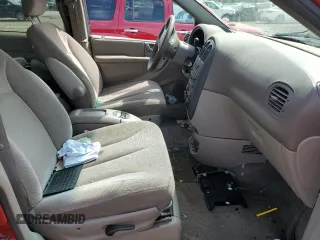 2002 Dodge Caravan EX with VIN 2B8GP74L92R602861, listed as a Copart auction lot 55630154 with 186,170 mi miles and Salvage Title. Bid and sale history available at carsss.com. Image 7.