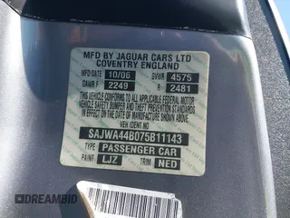 2007 Jaguar XK with VIN SAJWA44B075B11143, listed as a IAAI auction lot 42044257 with 122,842 mi miles. Bid and sale history available at carsss.com. Image 9.