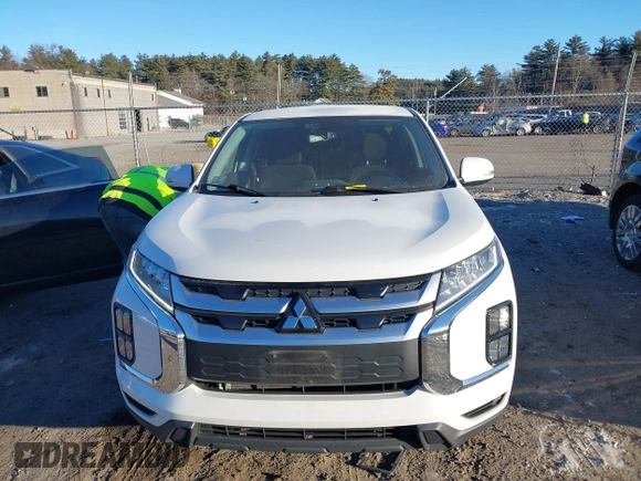 2020 Mitsubishi Outlander Sport ES 2.0 with VIN JA4AR3AU8LU029203, listed as a IAAI auction lot 41257400 with 95,121 mi miles. Bid and sale history available at carsss.com. Image 13.