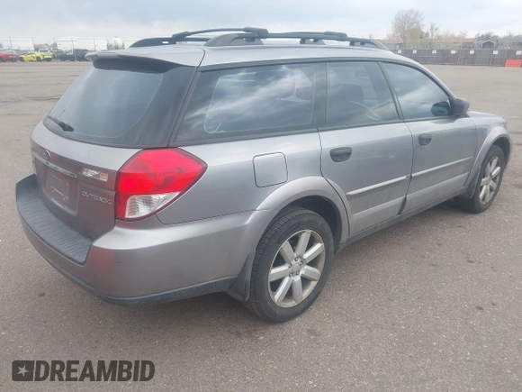 2009 Subaru Outback Special Edtn with VIN 4S4BP61C997310468, listed as a IAAI auction lot 41924780 with 289,458 mi miles. Bid and sale history available at carsss.com. Image 4.