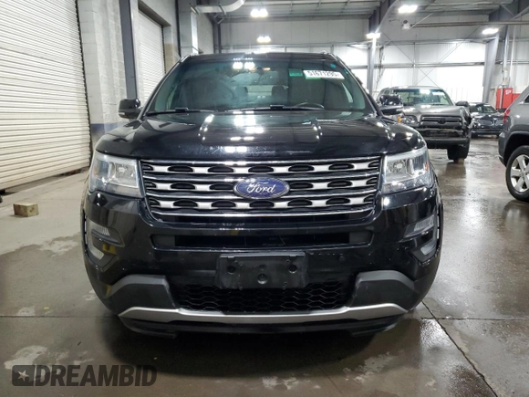 2017 Ford Explorer XLT z VIN 1FM5K8DH1HGA15992, wystawiony jako Copart lot #51671295 z przebiegiem 104 003 mil mil oraz Szkoda całkowita • Salvage title. Historia ofert i sprzedaży dostępna na DreamBid. Obrazek 5.