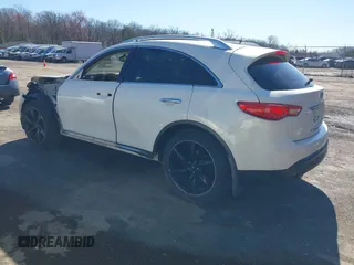 2013 Infiniti FX with VIN JN8CS1MW9DM171618, listed as a IAAI auction lot 41847098 with 235,901 mi miles and . Bid and sale history available at DreamBid. Image 3.